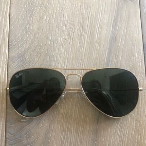 Ray-ban Aviator sunglasses